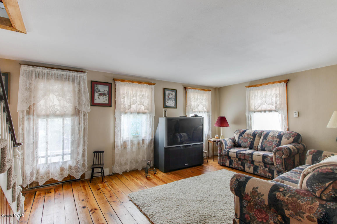 122 Rose Road Lake Ariel, PA 18436 - Photo 11 of 23