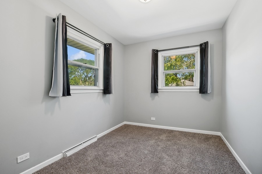 520 Lindley Road Westmont, IL 60559 - Photo 9 of 20 Gallery Image 9