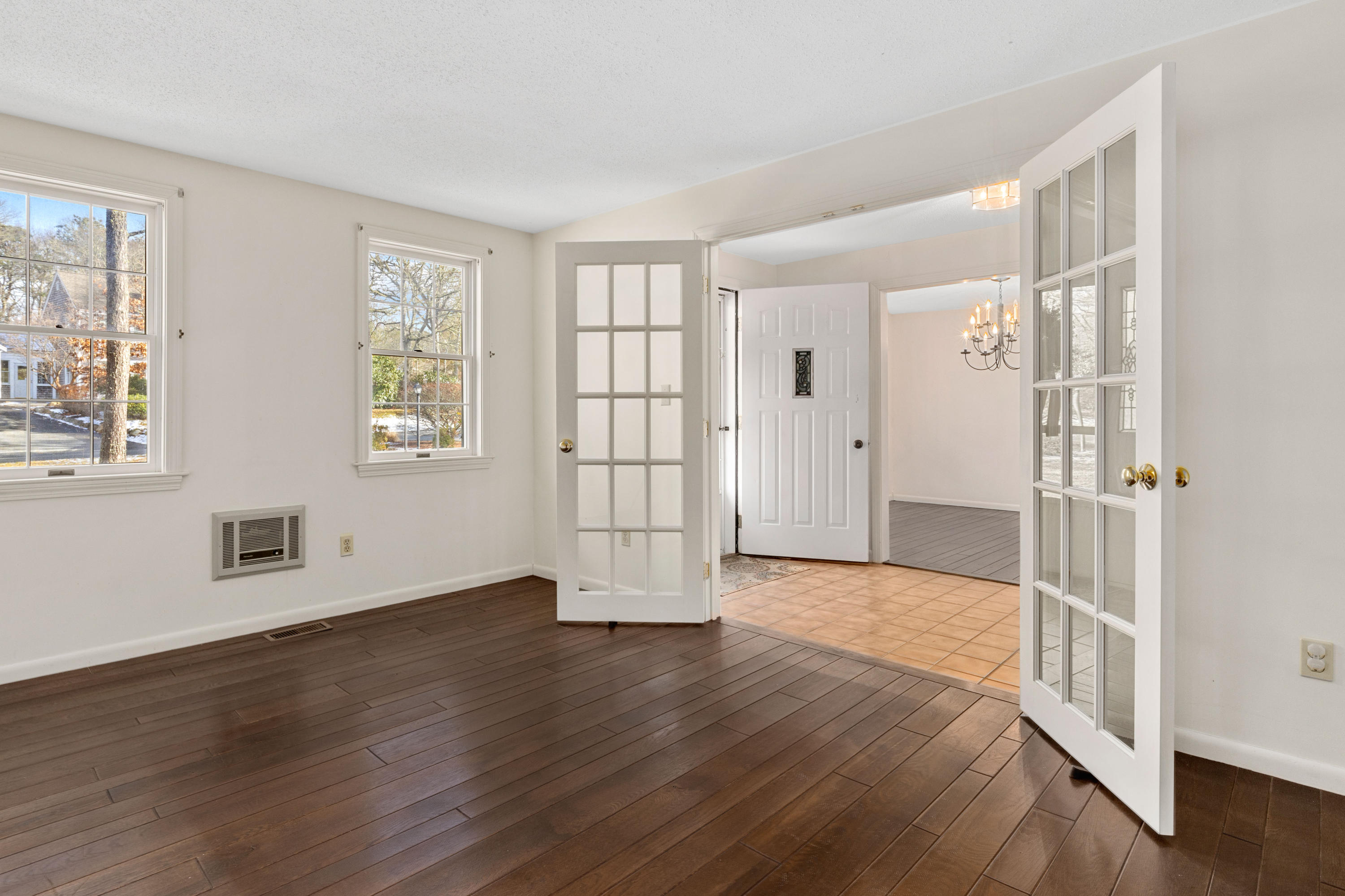 49 Quasons Path Brewster, MA 02631 - Photo 5 of 46 49QuaLR-8