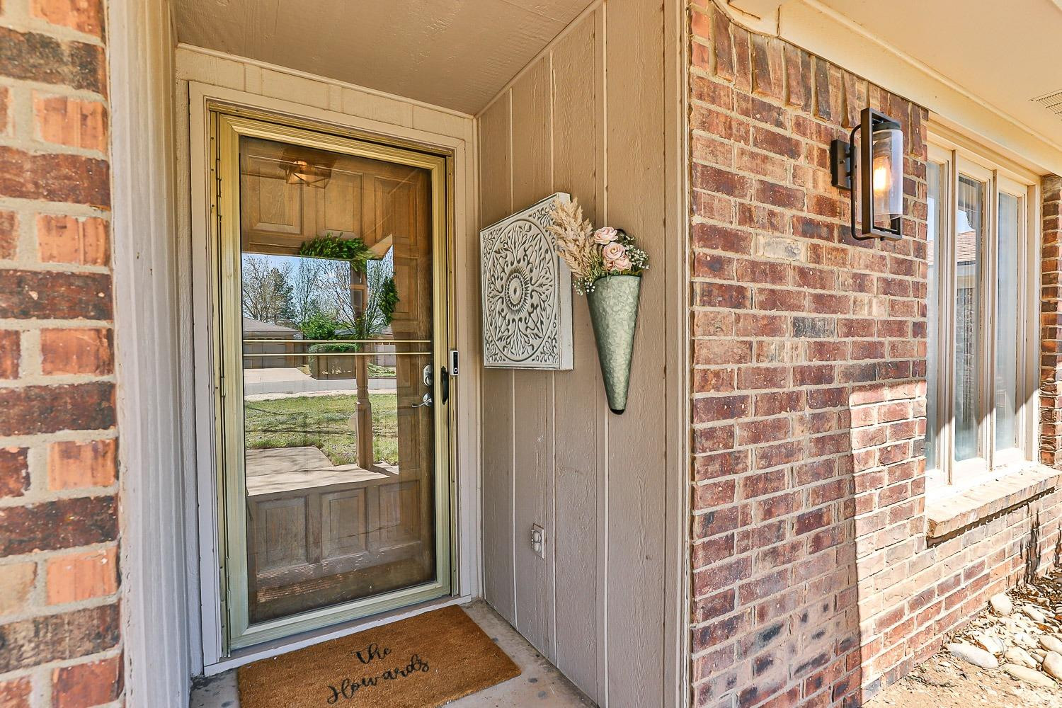 5720 68th Street Lubbock, TX 79424 - Photo 3 of 48