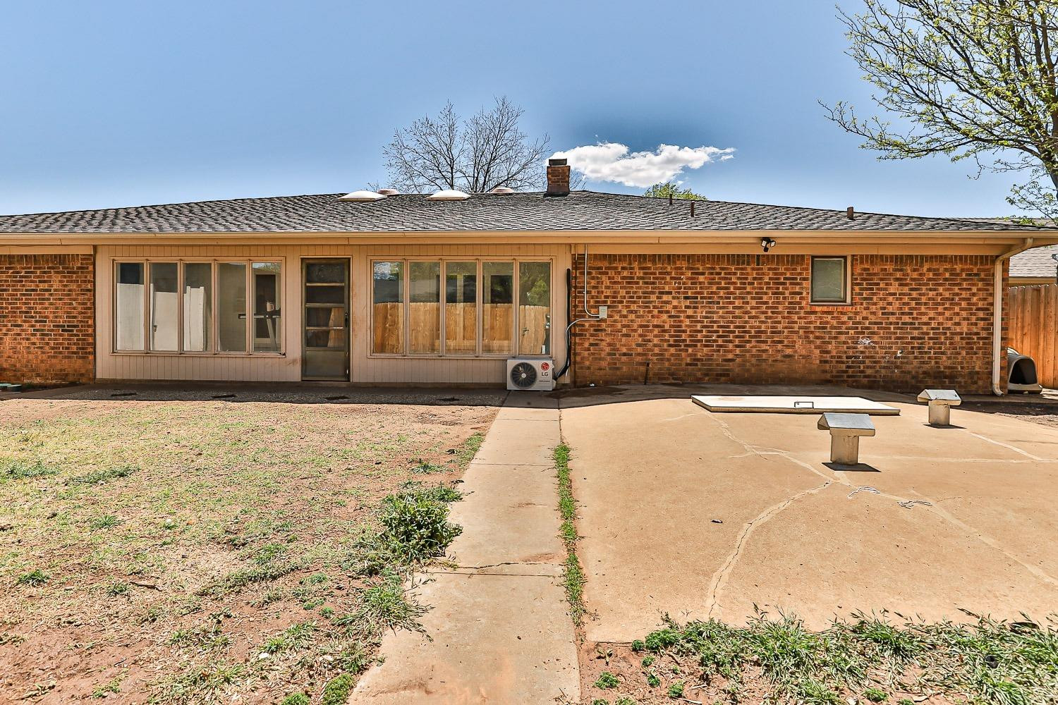 5720 68th Street Lubbock, TX 79424 - Photo 41 of 48 a front view of a house
