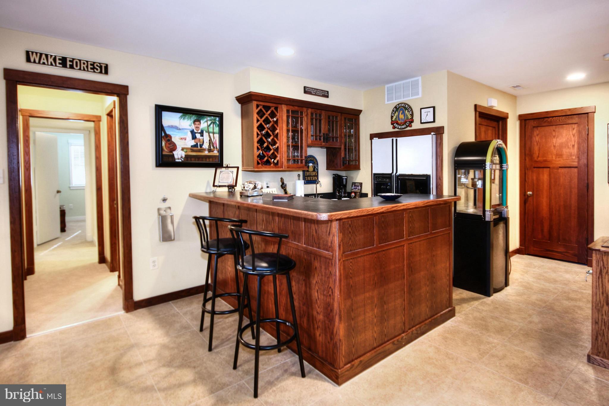 605 Clear Spring Road Great Falls, VA 22066 - Photo 23 of 30 Interior (General