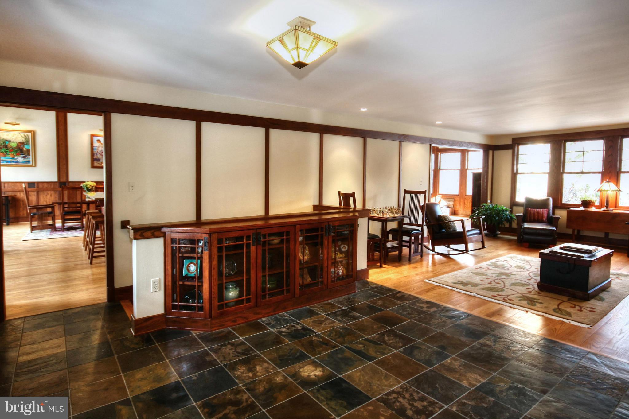 605 Clear Spring Road Great Falls, VA 22066 - Photo 6 of 30 Living Room