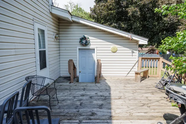 $205,000 | 824 South McKinley Avenue, Kankakee, IL 60901