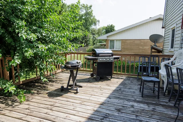 $205,000 | 824 South McKinley Avenue, Kankakee, IL 60901