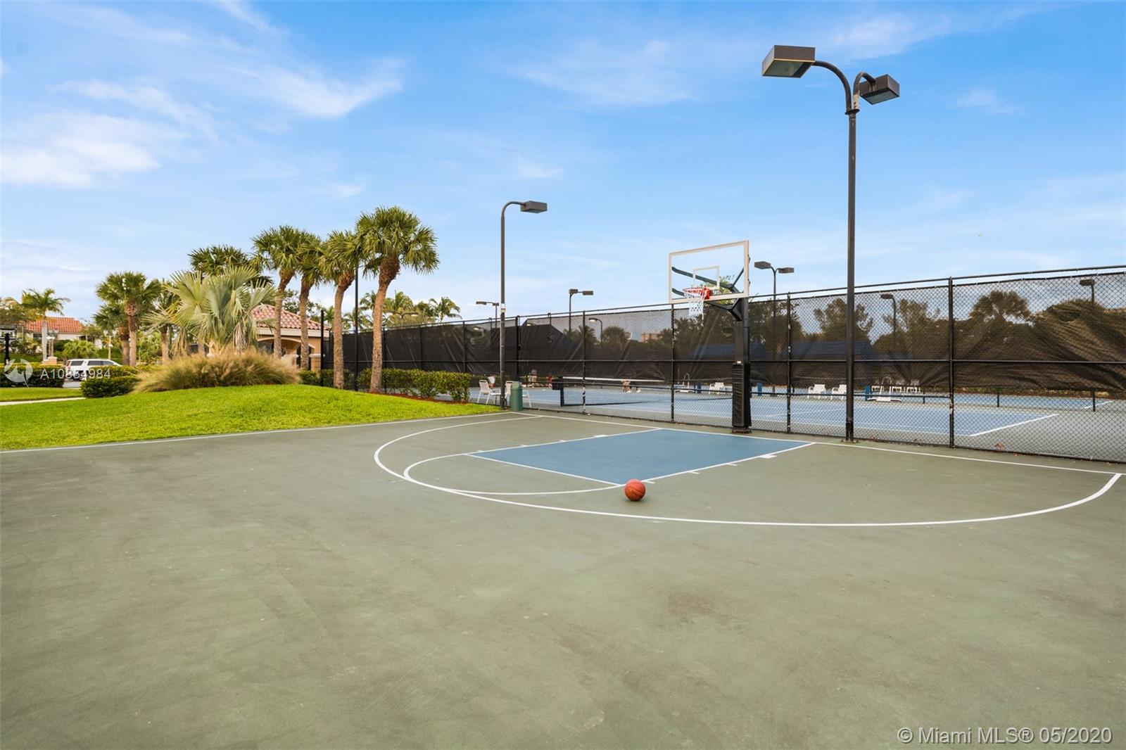 1475 Commodore Way Hollywood, FL 33019 - Photo 48 of 49