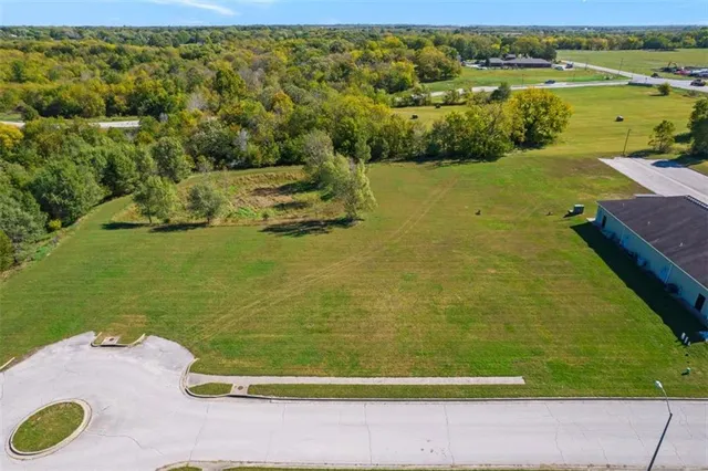 $125,000 | Lot 9 Granite Drive, Peculiar, MO 64078