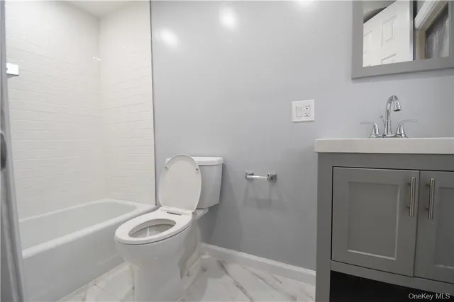 $2,150 | 23 Wawayanda Avenue, Middletown, NY 10940