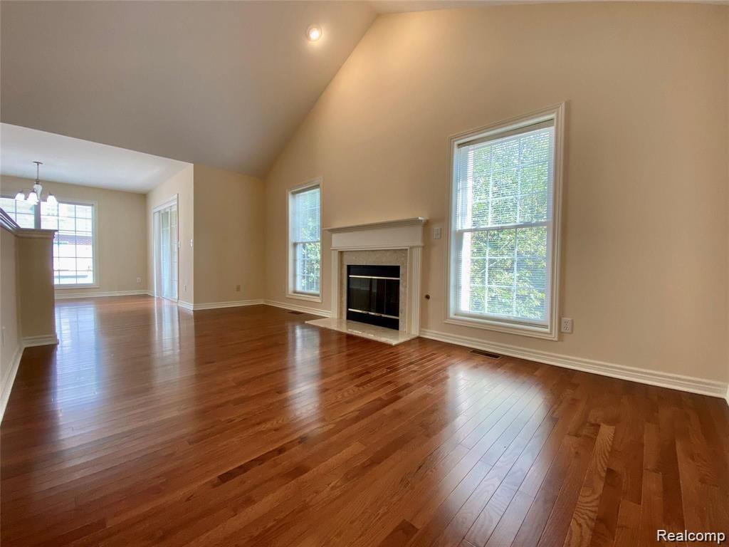341 Village Way South Canton, MI 48188 - Photo 9 of 34