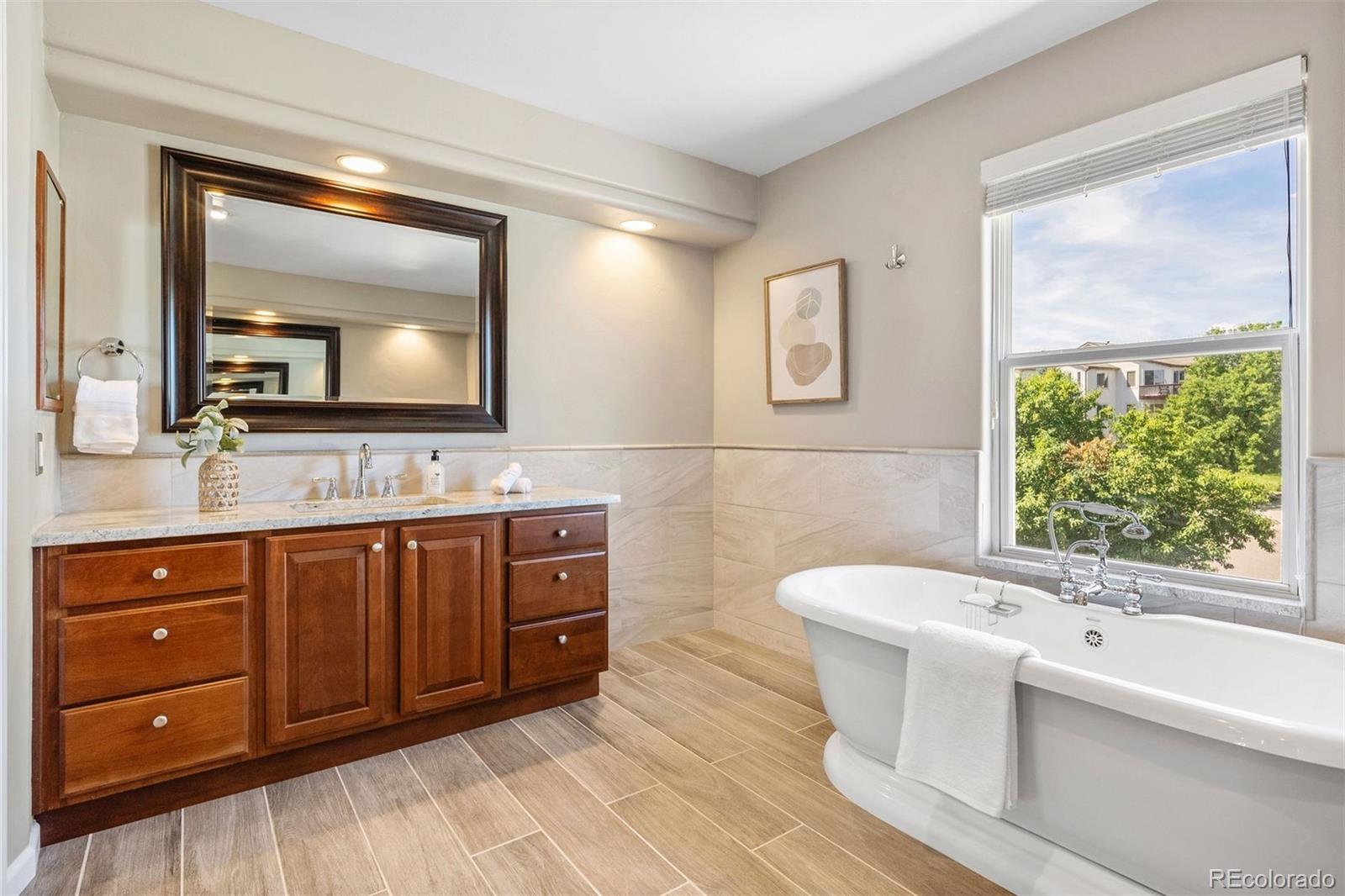 10126 Rustic Redwood Way Highlands Ranch, CO 80126 - Photo 25 of 45 Gallery Image 25