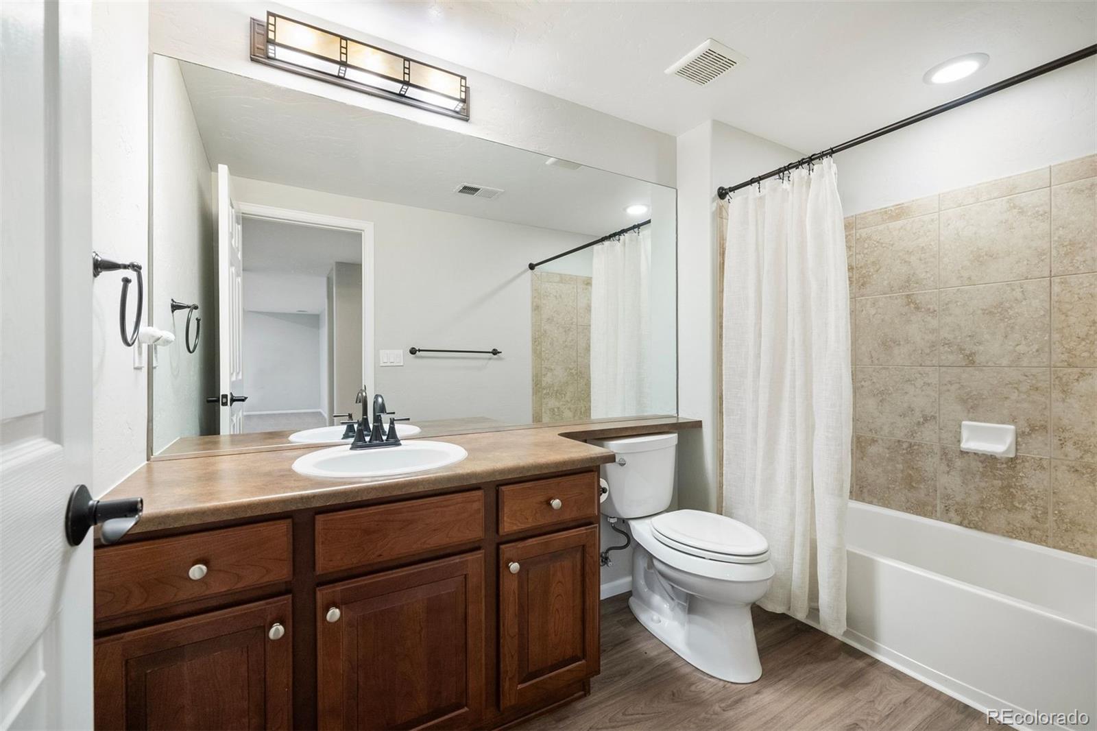 10126 Rustic Redwood Way Highlands Ranch, CO 80126 - Photo 35 of 45 Gallery Image 35