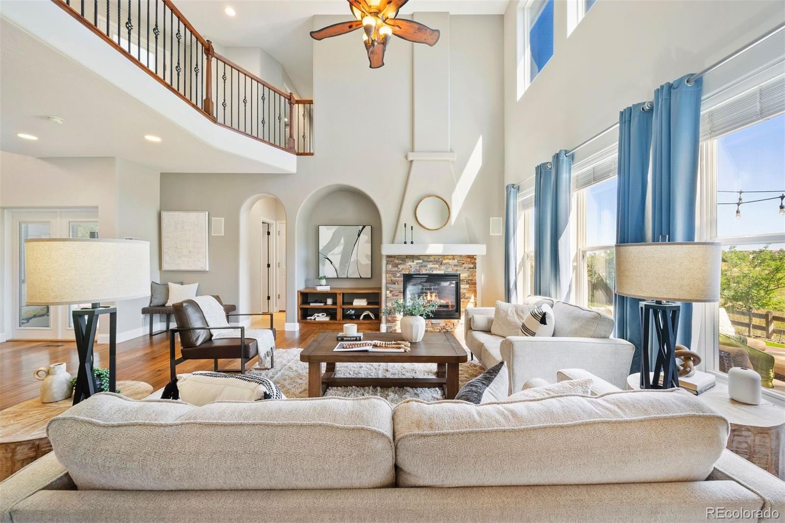 10126 Rustic Redwood Way Highlands Ranch, CO 80126 - Photo 10 of 45 Gallery Image 10