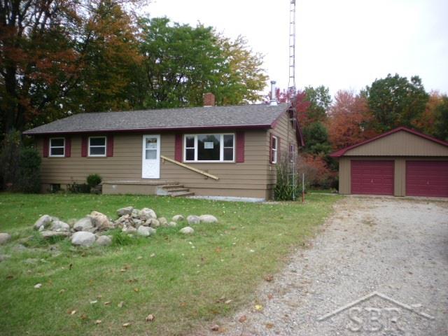 1160 Sanilac Road Caro, MI 48723 - Photo 1 of 26