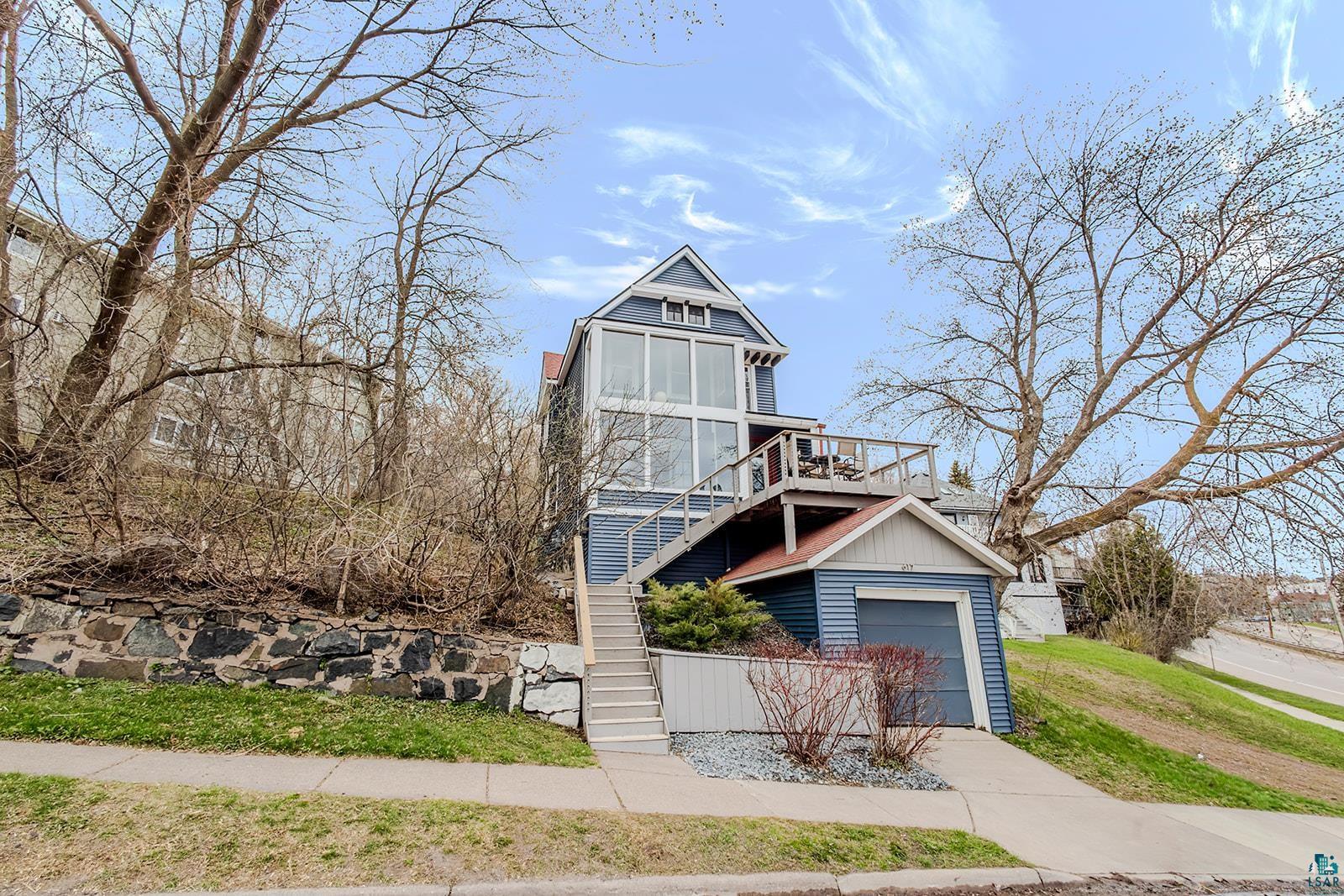 617 West 2nd Street Duluth, MN 55806 - Photo 1 of 38