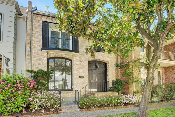 $3,400 | 7527 Del Monte Drive, Houston, TX 77063