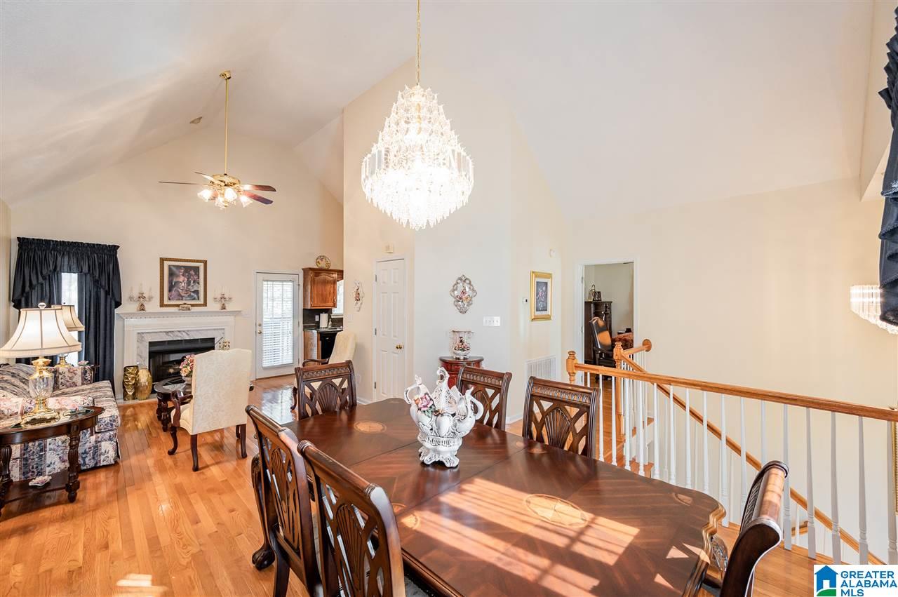 413 Surrey Circle Bessemer, AL 35022 - Photo 7 of 38