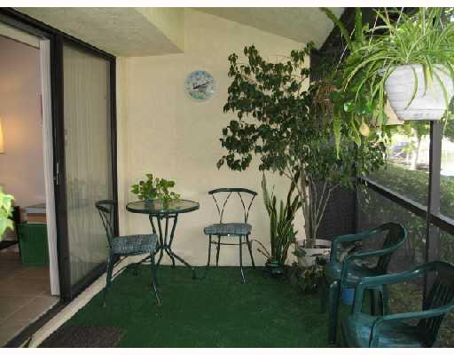 711 Banks Road, Unit 711 Margate, FL 33063 - Photo 7 of 9 Patio/Deck