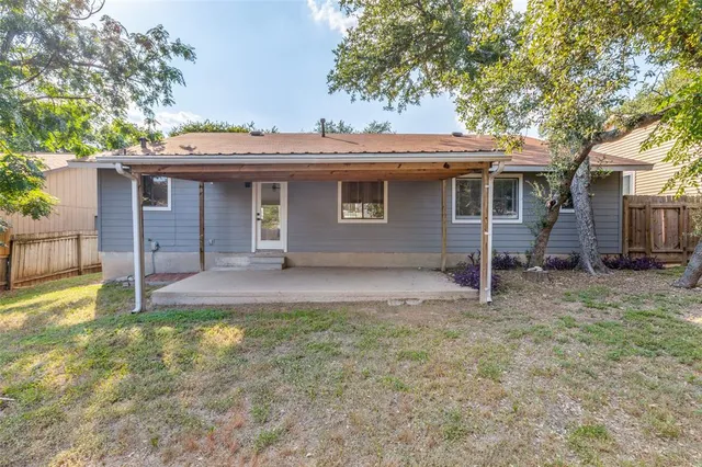 $3,199 | 7901 Keswick Drive, Austin, TX 78745