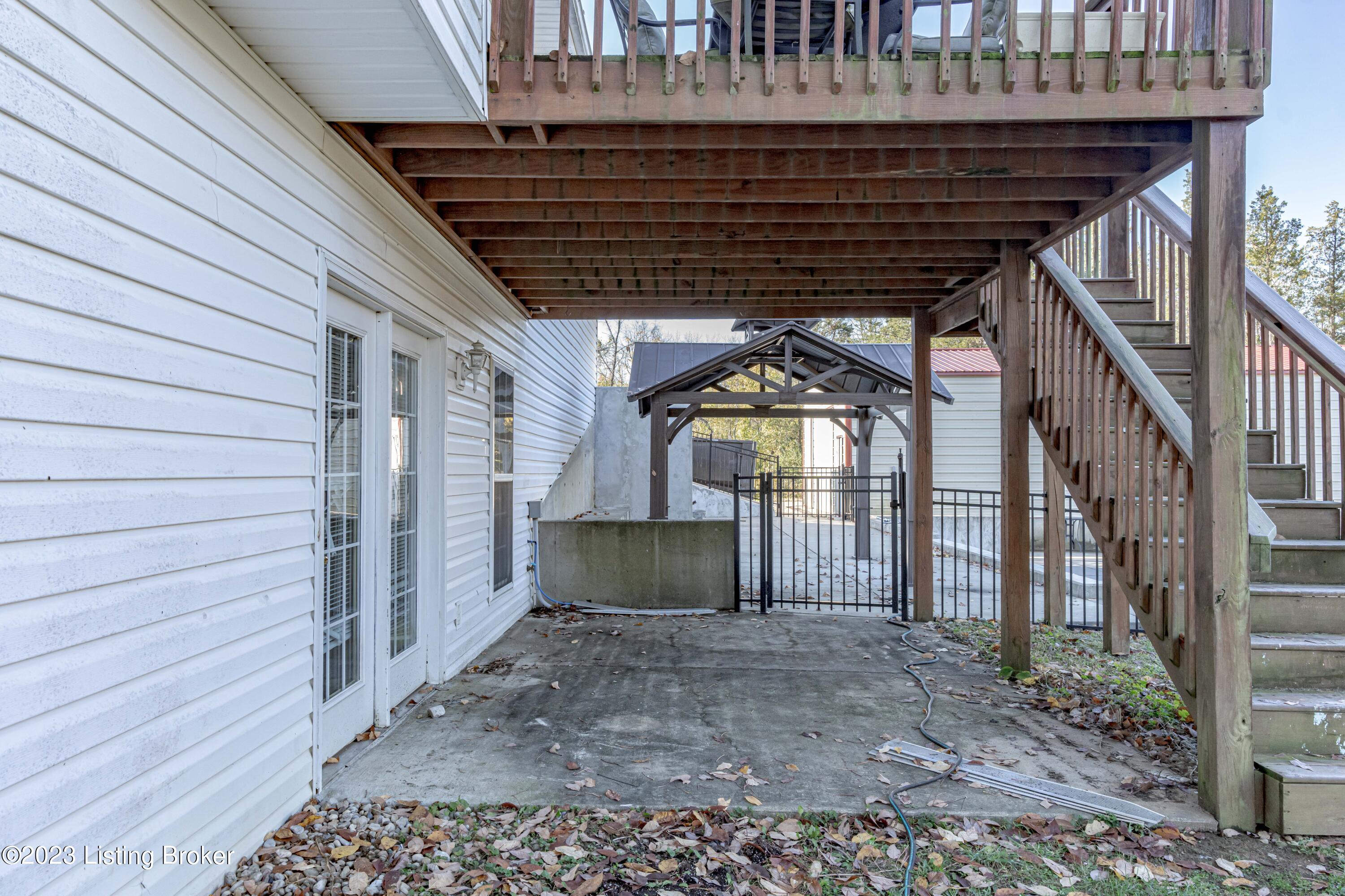 7110 Colton Road Crestwood, KY 40014 - Photo 65 of 95 DSC06542