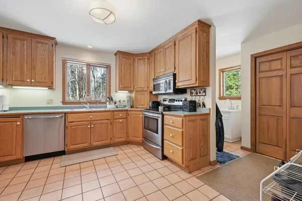 $512,000 | 38 Corbett Lane, Winslow, ME 04901