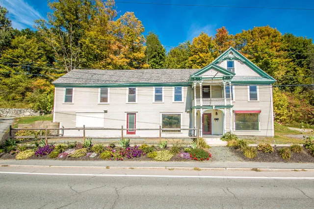 $335,000 | 40 West Main Street, Littleton, NH 03561