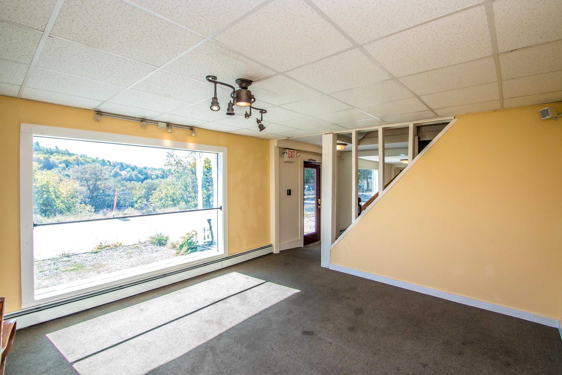 40 West Main Street Littleton, NH 03561 - Photo 16 of 26