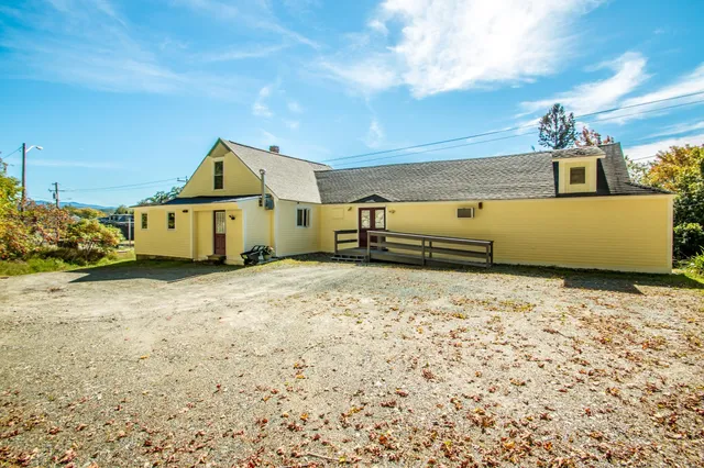 $335,000 | 40 West Main Street, Littleton, NH 03561