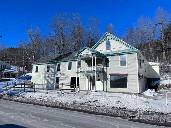 $335,000 | 40 West Main Street, Littleton, NH 03561