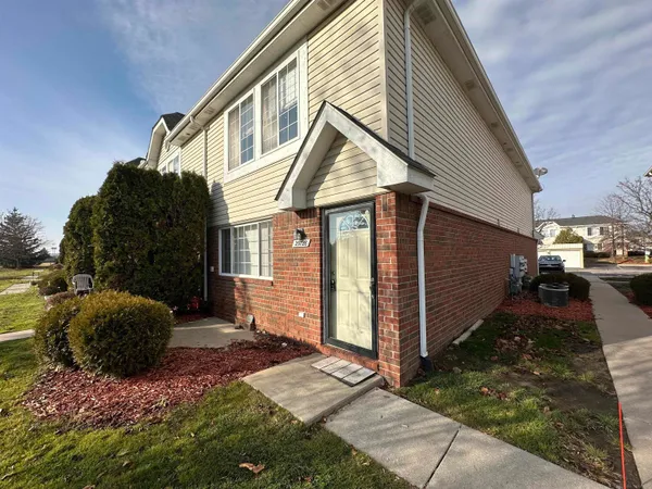 $1,600 | 29728 Amy Lane, New Baltimore, MI 48047