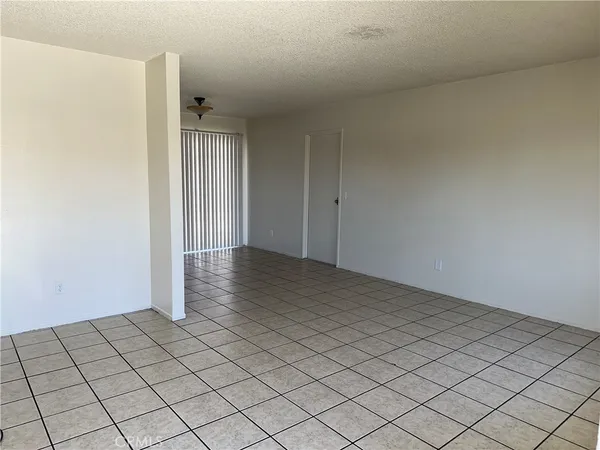 $1,625,000 | 15418 Bear Valley Road, Victorville, CA 92395