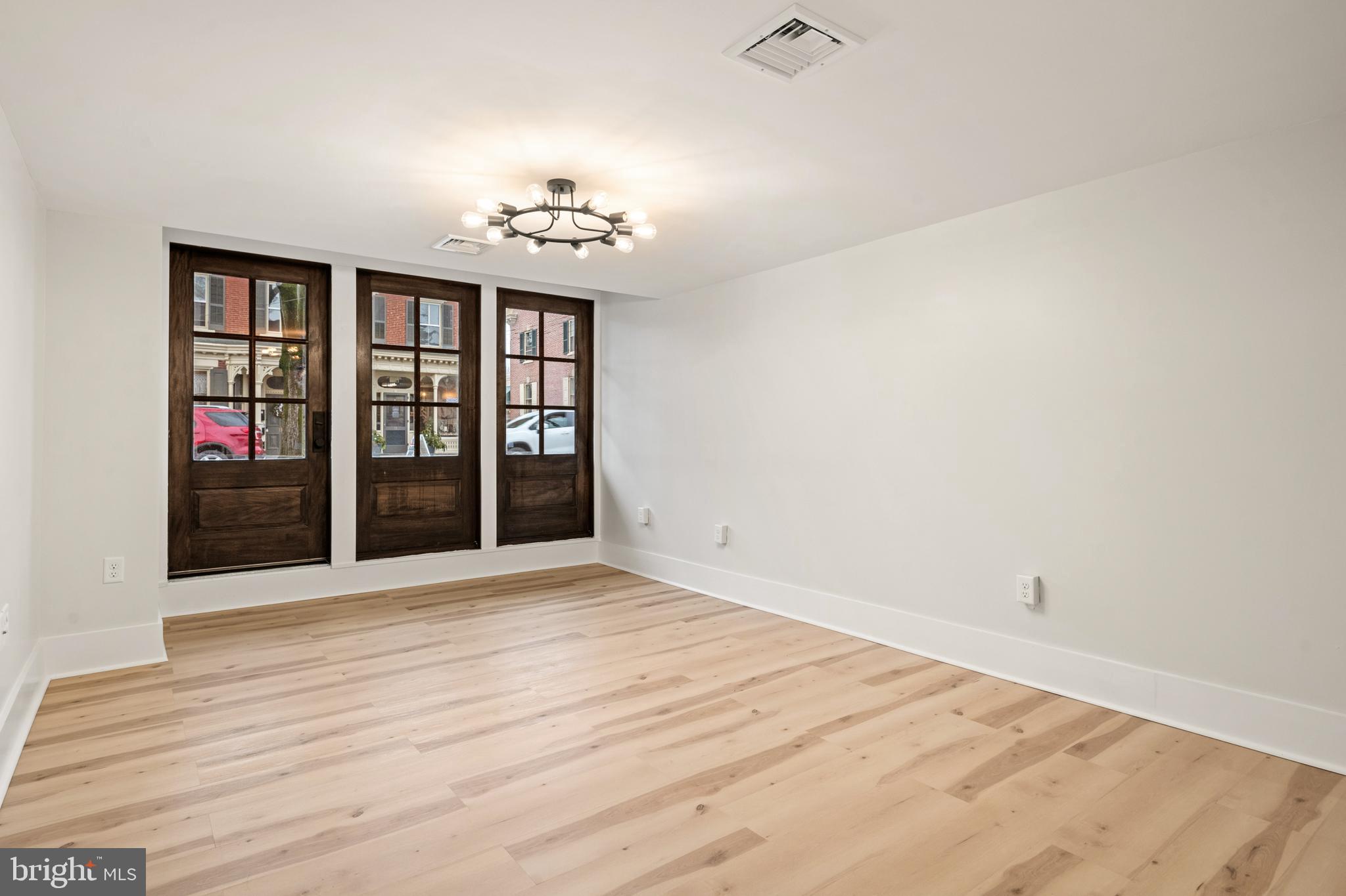 10-14 South Decatur Street, Unit 14F Strasburg, PA 17579 - Photo 3 of 13