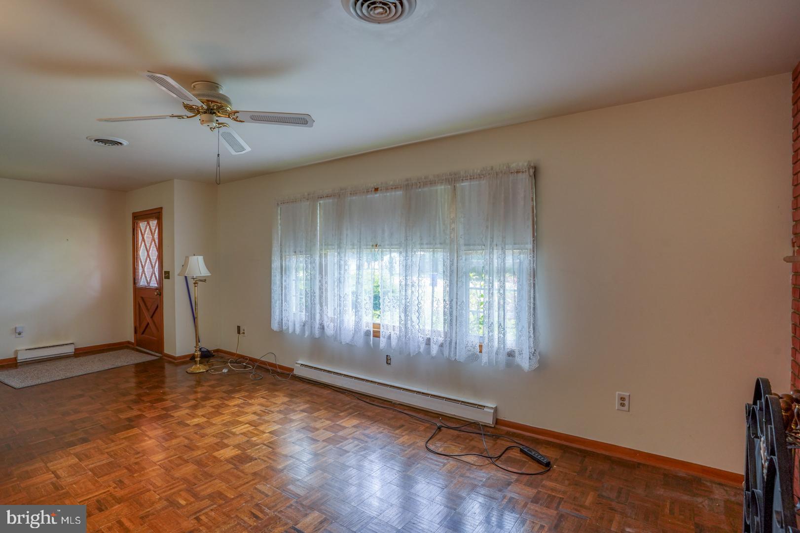 678 Raughley Hill Road Harrington, DE 19952 - Photo 5 of 37 Gallery Image 5