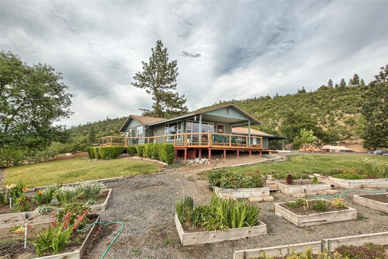 11900 Agate Road Eagle Point, OR 97524 - Photo 7 of 35 Additional Photo