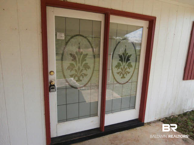 19060 Hunting Club Road Seminole, AL 36574 - Photo 2 of 18 Front Entrance