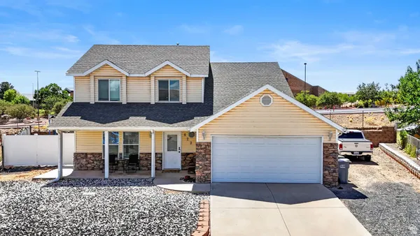 $449,900 | 423 North 230 West, Hurricane, UT 84737