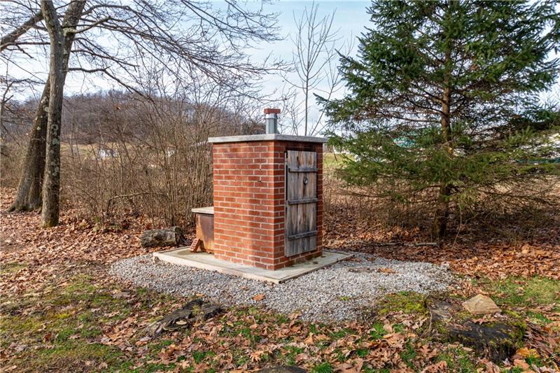 725 Braddock Road Farmington, PA 15437 - Photo 21 of 25 Gallery Image 21