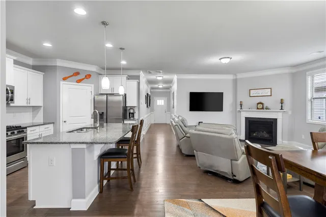 $369,000 | 120 Rossmoor Court, Anderson, SC 29621