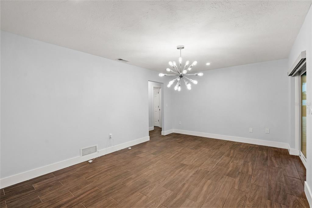 3405 South Lockwood Ridge Road Sarasota, FL 34239 - Photo 15 of 43