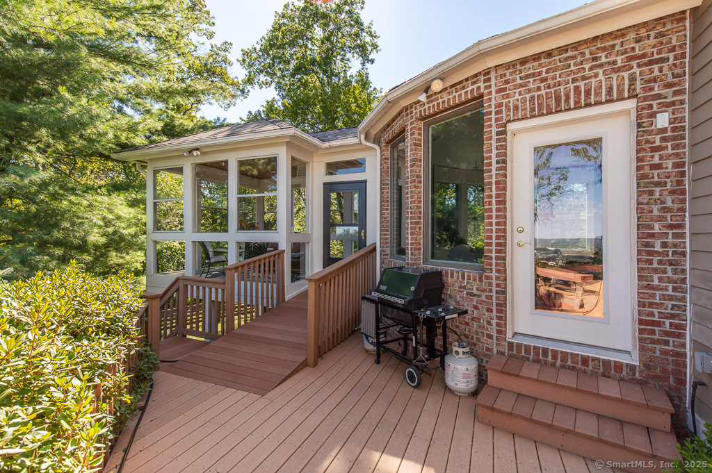 15 Alpine Road New Fairfield, CT 06812 - Photo 8 of 39