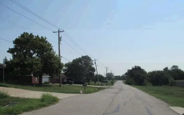 $186,300 | 300 Ridgeway Drive, Blue Ridge, TX 75424