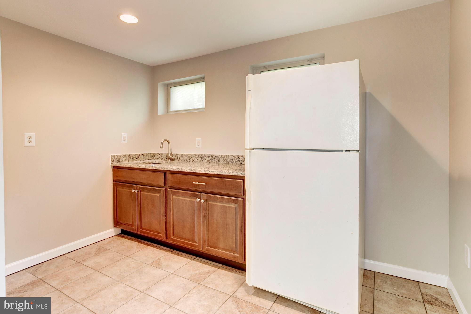 18306 Sharon Road Triangle, VA 22172 - Photo 13 of 21 Gallery Image 13