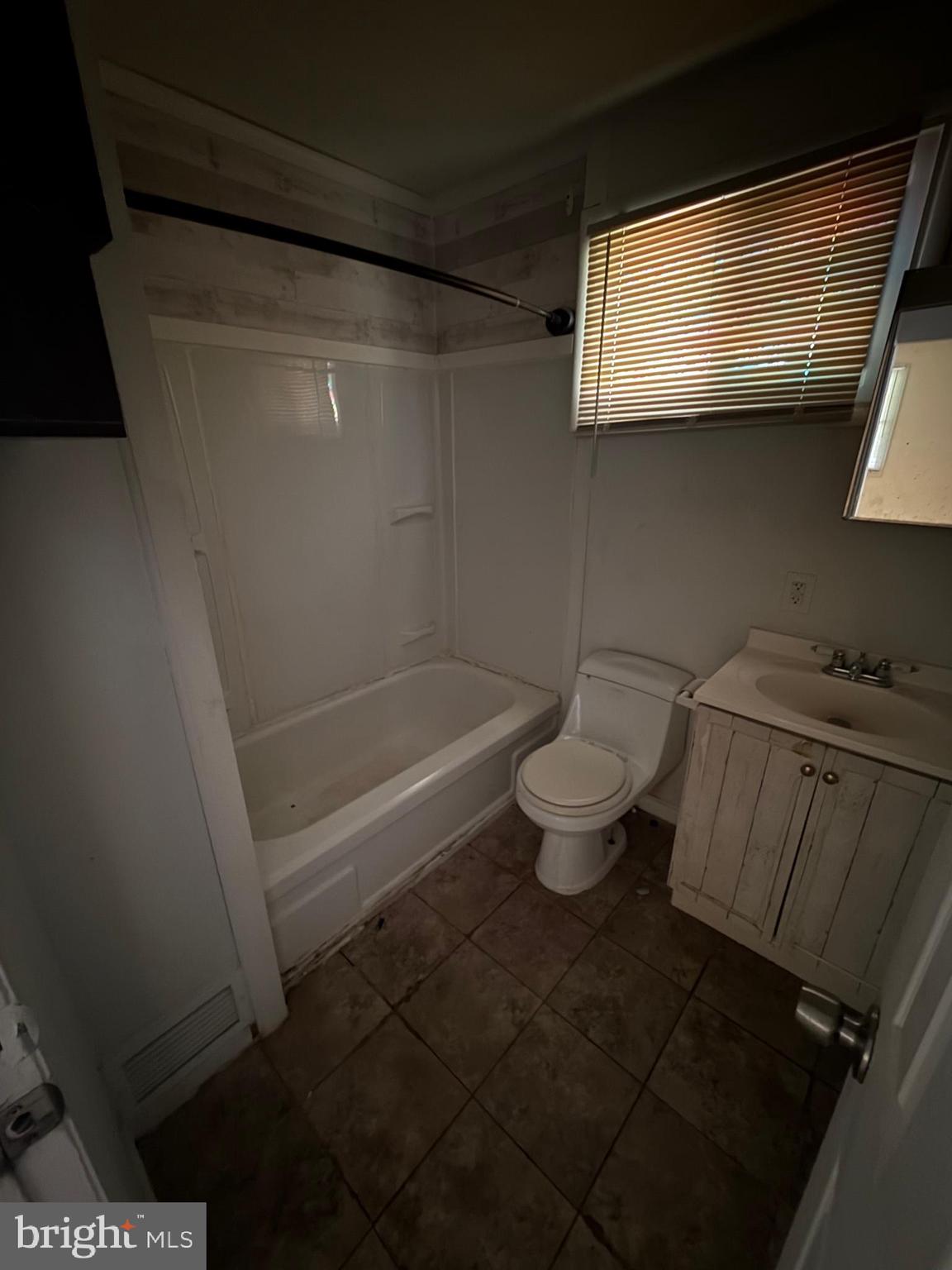 2407 East Cold Spring Lane Baltimore, MD 21214 - Photo 7 of 21