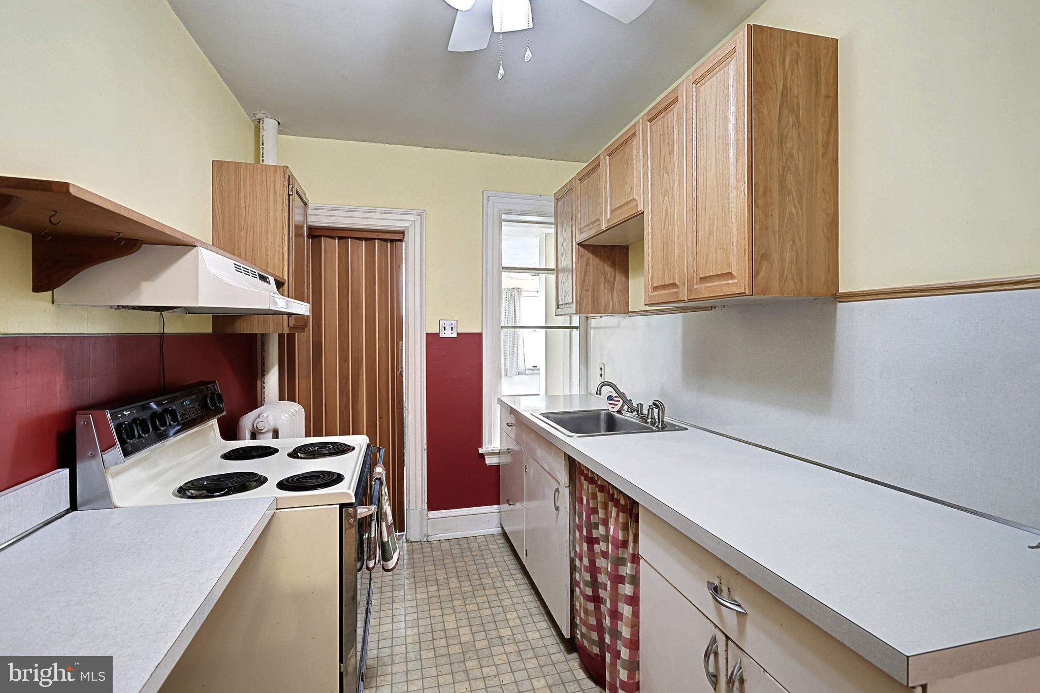 27 4th Street Hanover, PA 17331 - Photo 17 of 32 Gallery Image 17