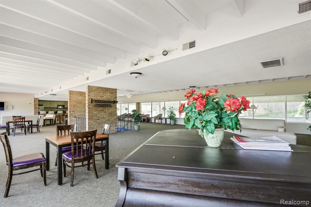 1245 South Maple Road, Unit 207 Ann Arbor, MI 48103 - Photo 26 of 27