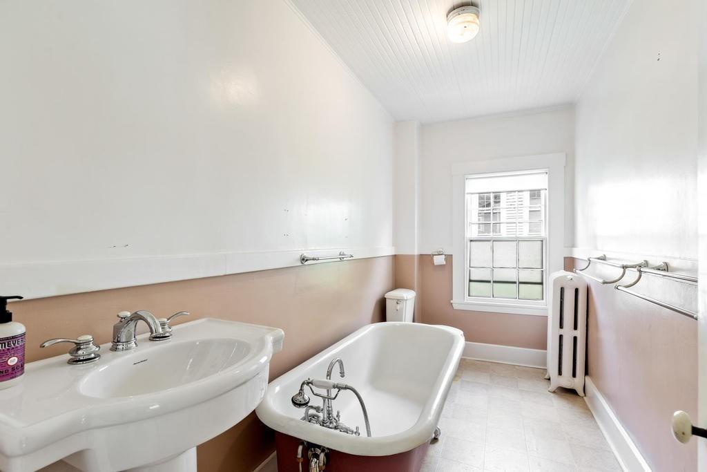 25 Stanton Road Brookline, MA 02445 - Photo 23 of 35