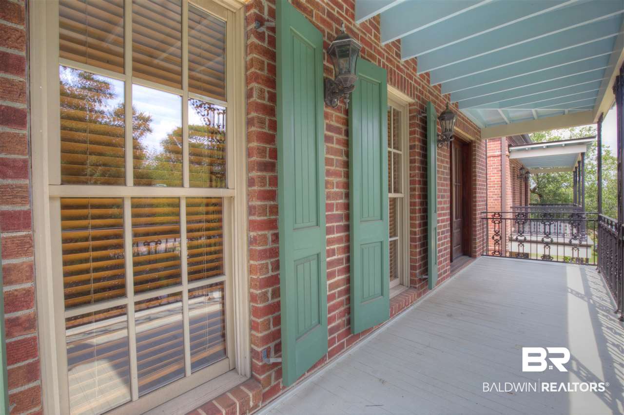 204 Oswalt Street, Unit B Fairhope, AL 36532 - Photo 15 of 21 balcony