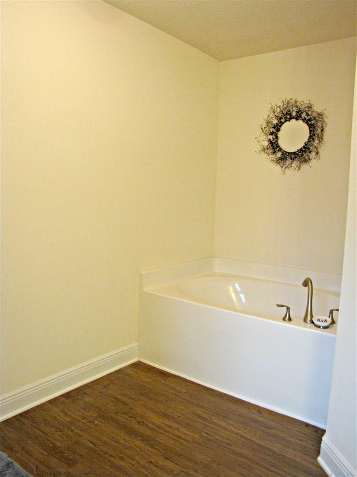 3291 Wasatch Range Loop Pensacola, FL 32526 - Photo 25 of 43 Gallery Image 25