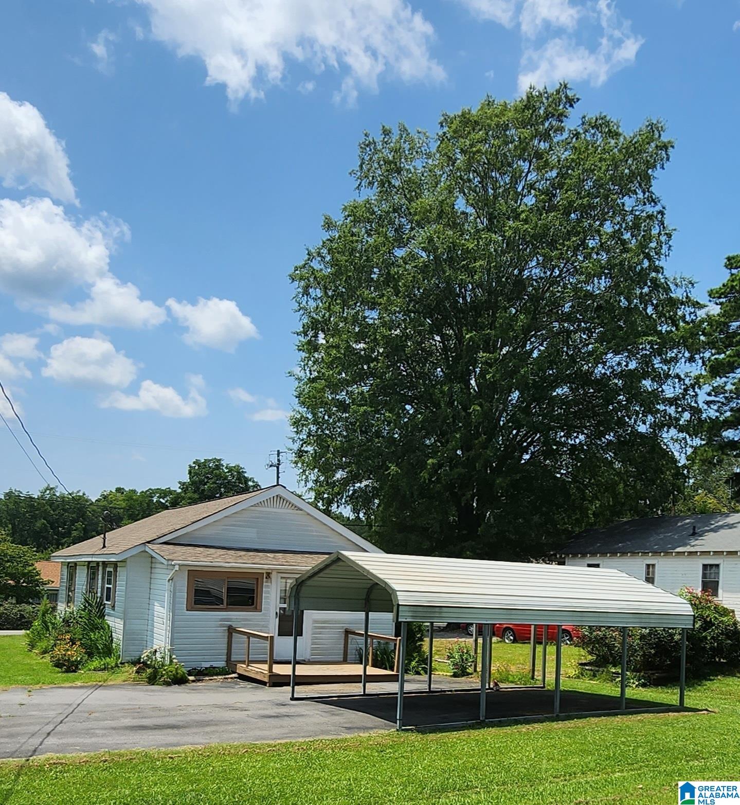 300 North C Street Oneonta, AL 35121 - Photo 6 of 18
