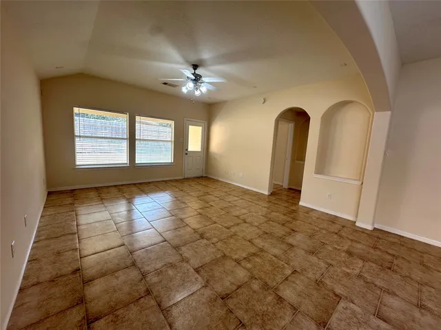 $1,800 | 18922 Wellock Lane, Tomball, TX 77375