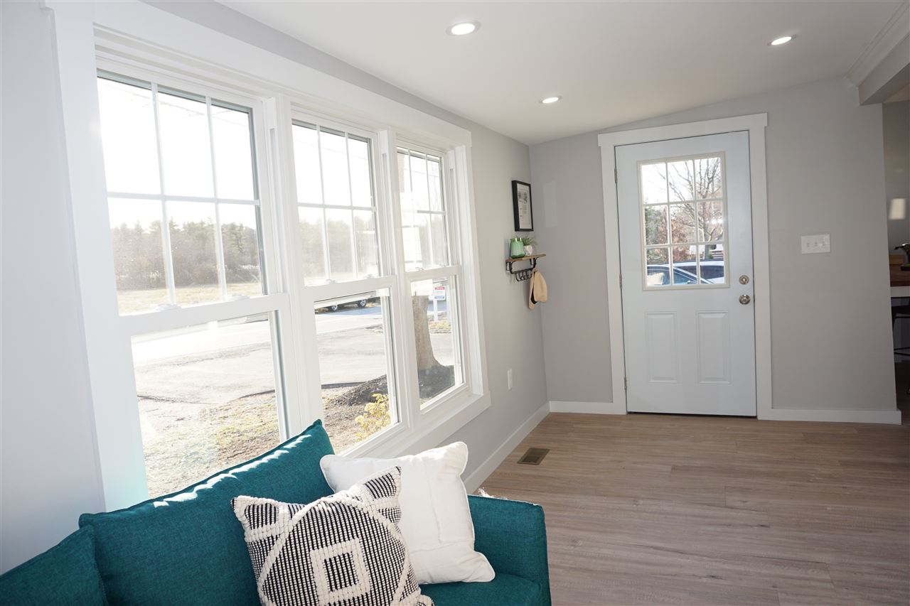 43 North Road North Hampton, NH 03862 - Photo 4 of 35